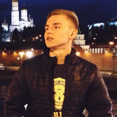 Илья Вахромеев