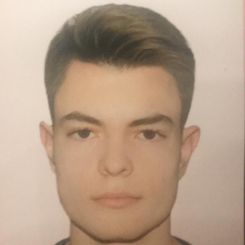 Роман Гнидин